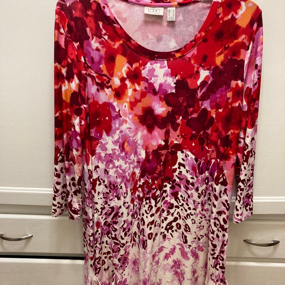 Lori Goldstein Tunic top with pockets, US size small